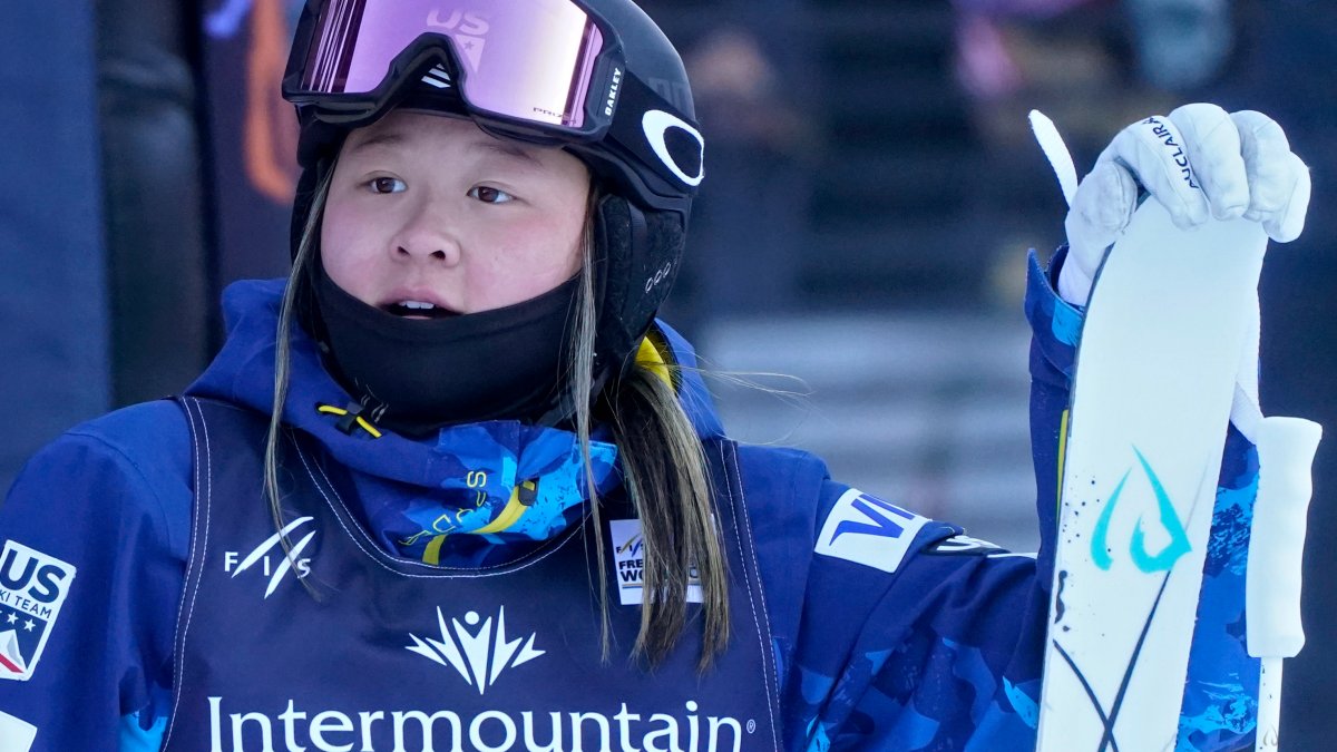Former U.S. Ski Champ to Compete for China in Beijing 2022
