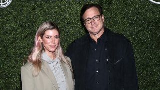 Kelly Rizzo (left) and Bob Saget