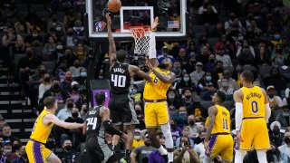 Los Angeles Lakers v Sacramento Kings