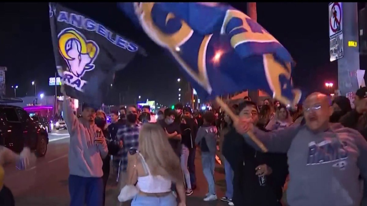 Rams Fans Celebrate Nfc Victory And Prepare For Super Bowl Lvi Nbc