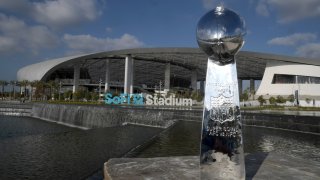 Super Bowl organizers want game day to go as smooth as possible, this means encouraging attendees to plan their transportation in advance.