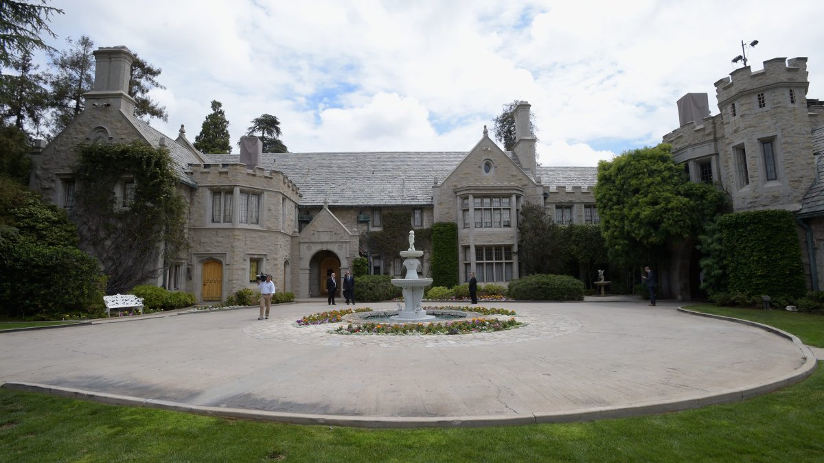 Playboy Wants to Build a New Mansion in the Metaverse - Vimarsana News
