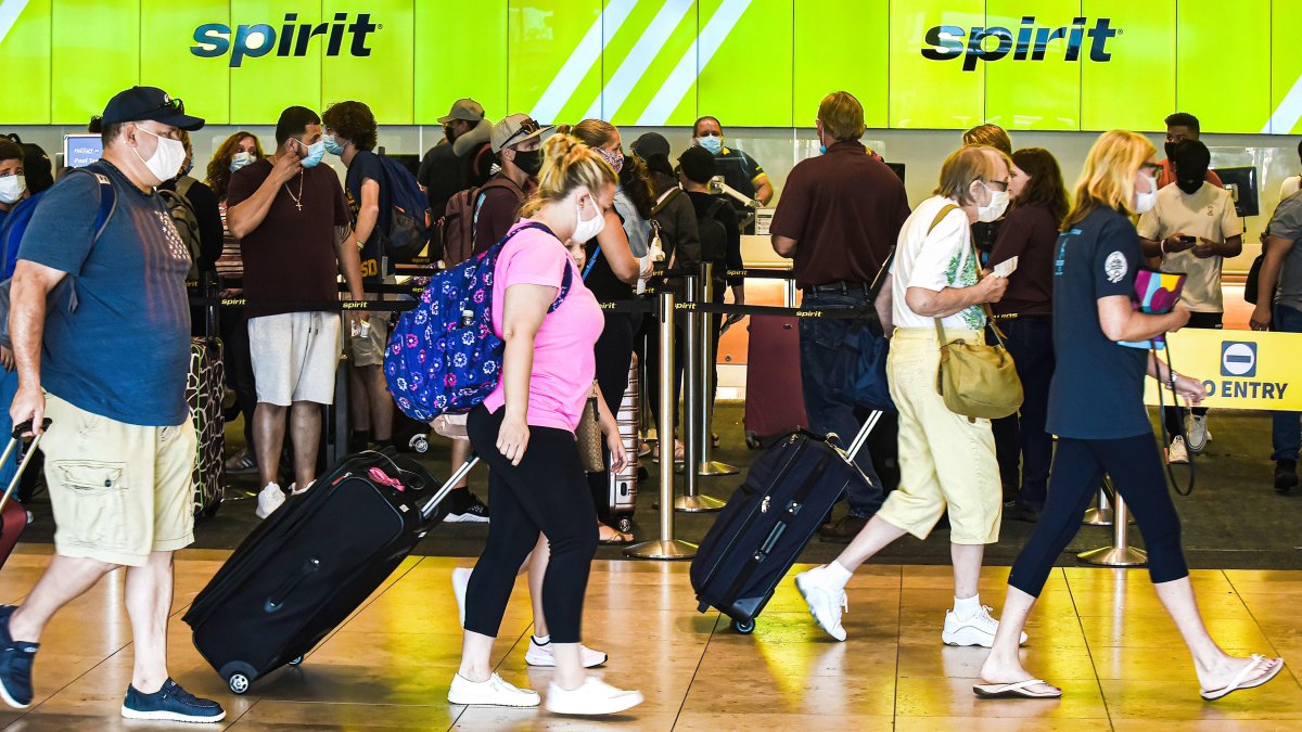 Spirit and Frontier Are Merging Into a Massive Discount Airline. Here's What That Means for Travelers - Vimarsana News
