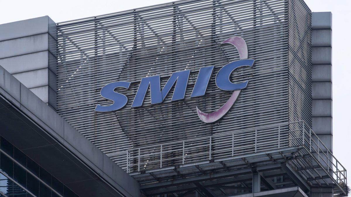 China's Biggest Chipmaker SMIC Posts Record Revenue Despite U.S. Sanctions - Vimarsana News