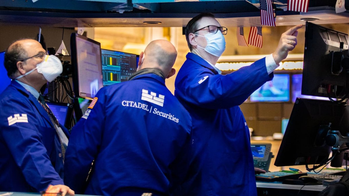 Stock Futures Are Lower After S&P 500 Posts Best Week of the Year - Vimarsana News