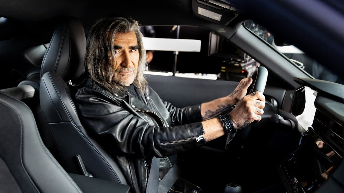 Nissan Taps 'Schitt's Creek,' Marvel Cinematic Universe Stars for Action-Packed Super Bowl Ad – NBC Los Angeles - Vimarsana News