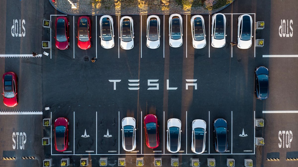 Tesla and EPA Reach a Settlement After Automaker's Clean Air Act Violations - Vimarsana News