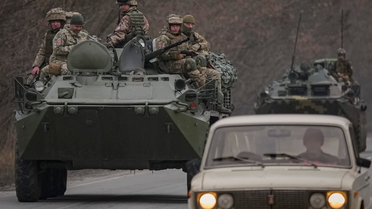 Bitcoin Donations to the Ukrainian Military Are Soaring as Russia Invades - Vimarsana News