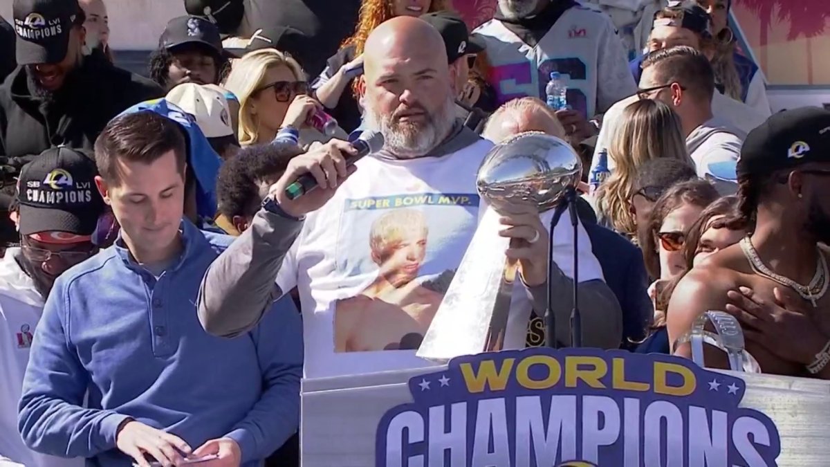 Here's How Rams' Andrew Whitworth Got His Cooper Kupp Shirt – NBC