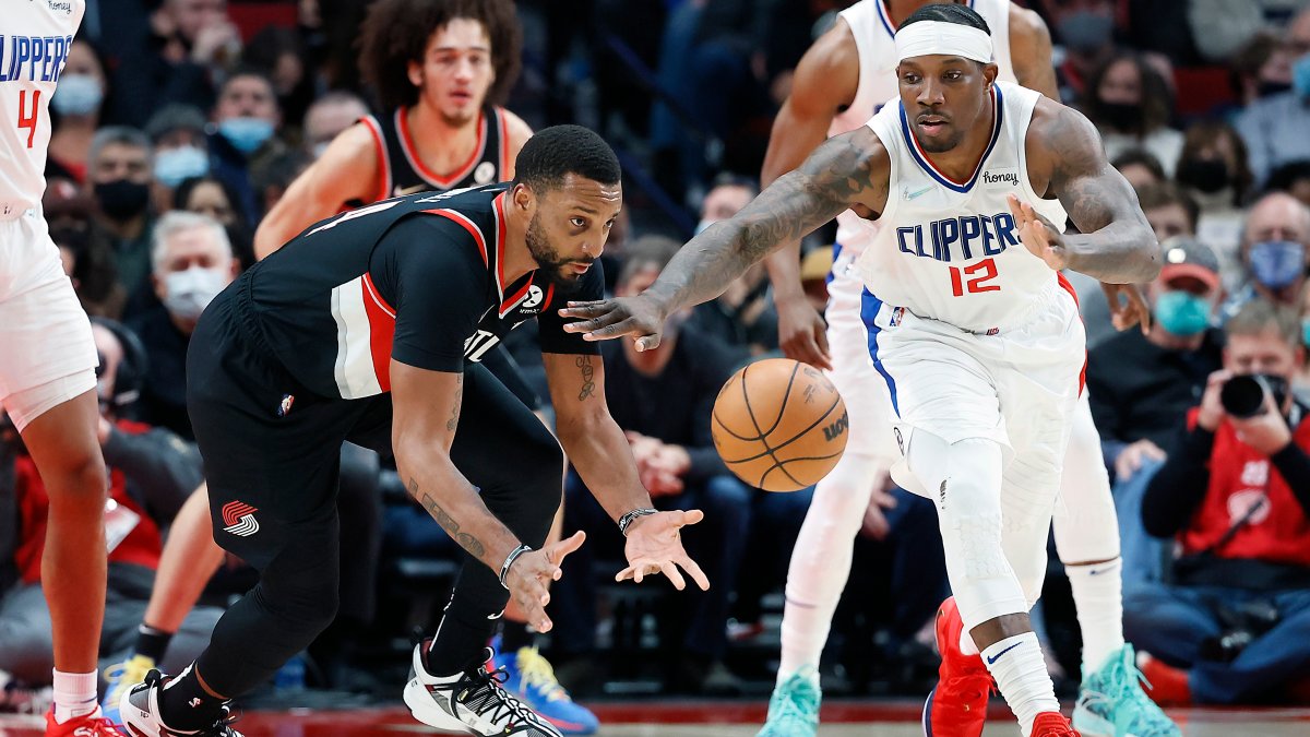 Clippers, Trail Blazers Exchange 5 Players in Trade – NBC Los Angeles