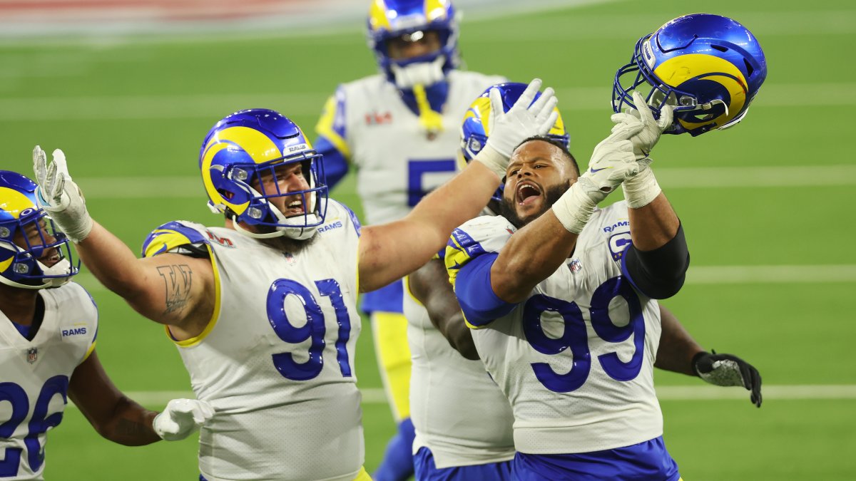 Los Angeles Rams come back to win Super Bowl LVI 23-20 in front of
