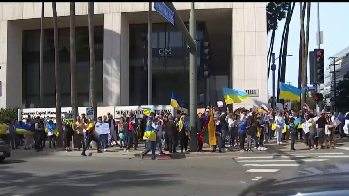 Another March for Ukraine Planned in Santa Monica on Sunday – NBC Los Angeles - Vimarsana News