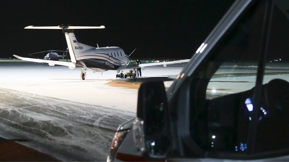 Plane With 8 Aboard Crashes Off North Carolina; 1 Body Found - Vimarsana News