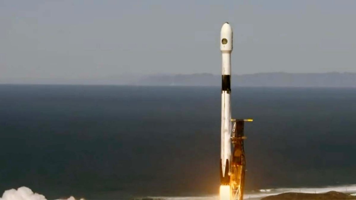 „SpaceX“ planuojama paleisti naktį Kalifornijoje.  Kaip žiūrėti – NBC Los Andželas