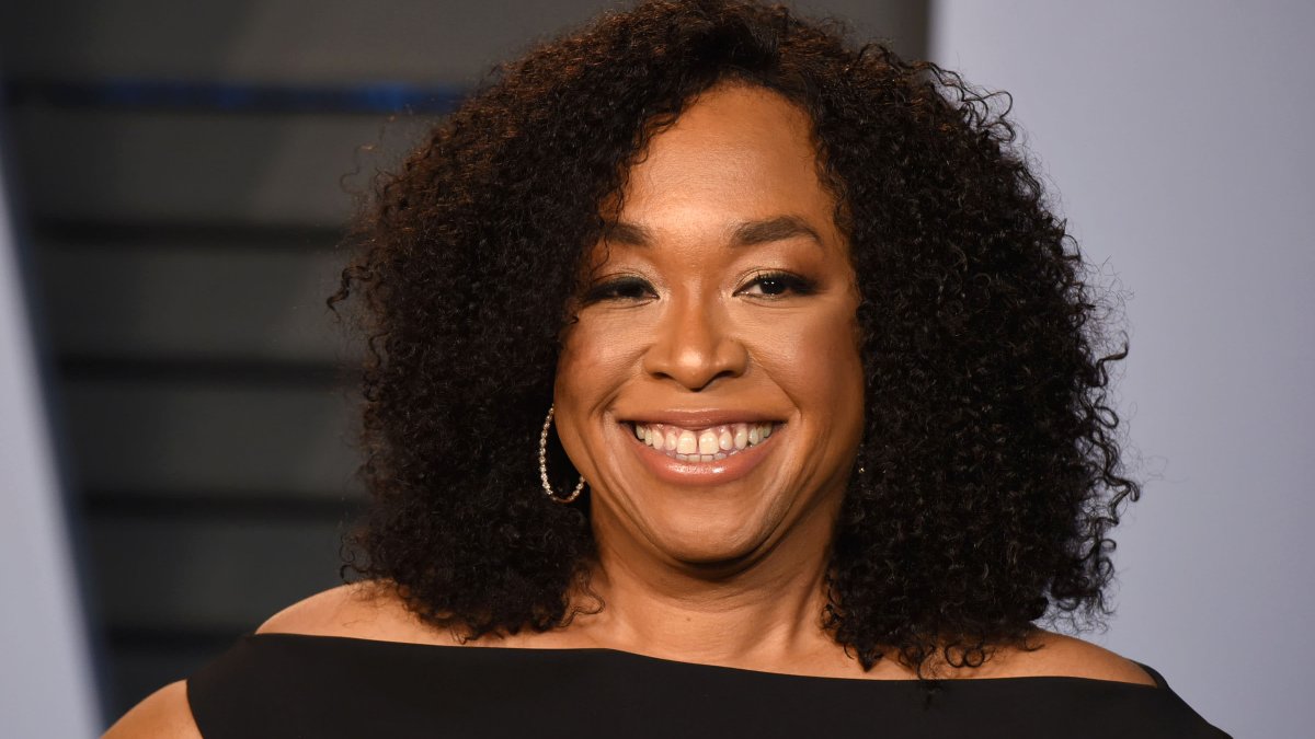 Shonda Rhimes Shared the Morning Routine That Keeps Her Motivated—Including a Trick From Beyonce - Vimarsana News