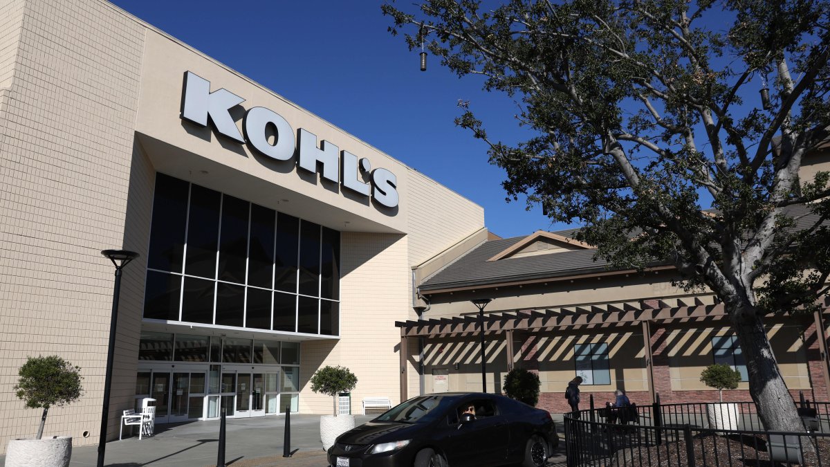 Kohl's Shares Jump After Report Says Hudson's Bay Is Considering a Buyout Bid - Vimarsana News