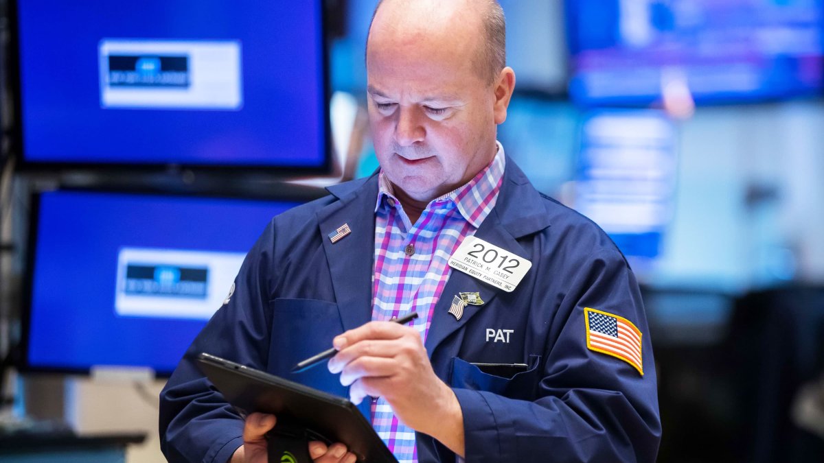 5-Year and 30-Year Treasury Yields Remain Inverted, With Jobs Data in Focus - Vimarsana News