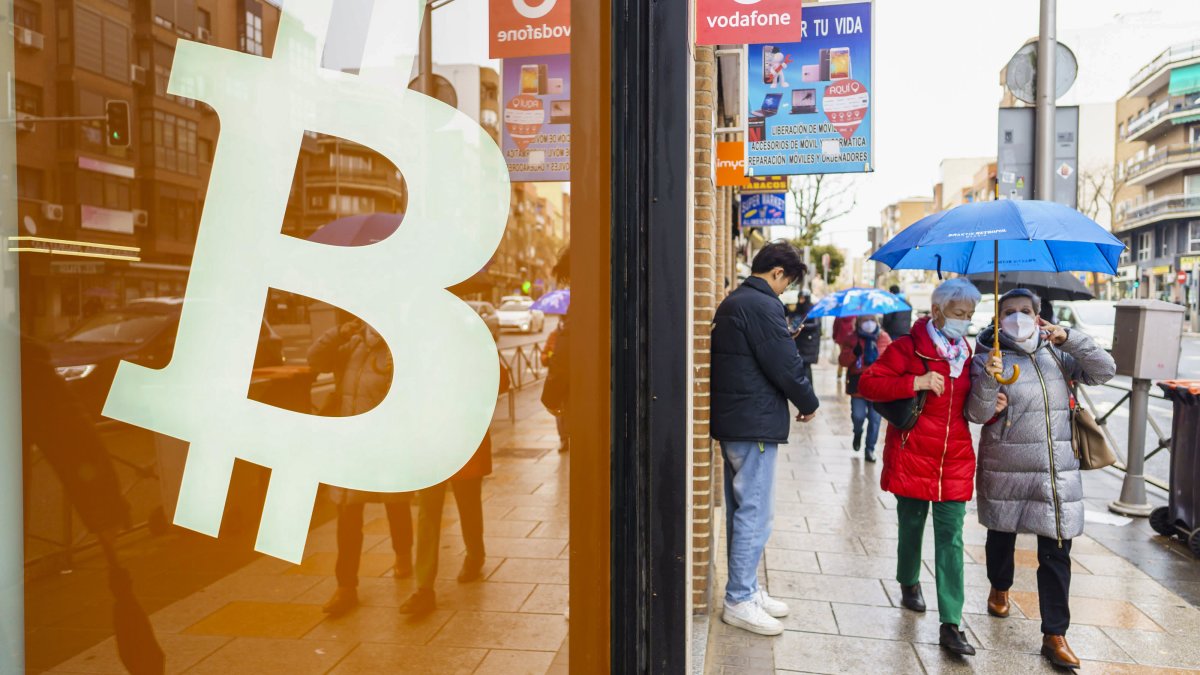 One in Five Adults Has Invested in, Traded Or Used Cryptocurrency, NBC News Poll Shows - Vimarsana News