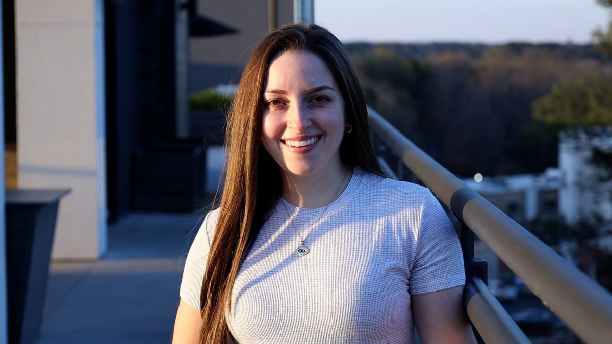 Why This 28-Year-Old Earning $81,000 Changed Careers: 'I Knew It Was Risky, But What's the Worst That Could Happen?' – NBC Los Angeles - Vimarsana News