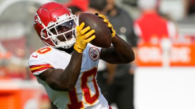 Kansas City Chiefs Trade Tyreek Hill To Dolphins