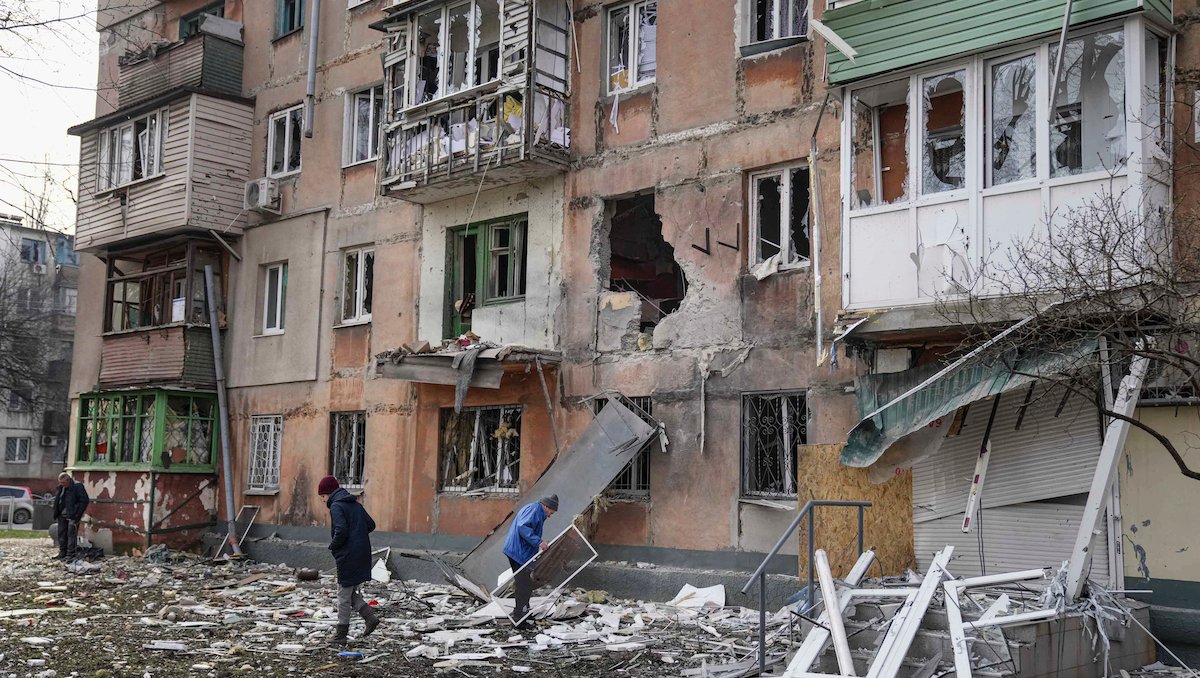 Civilian Evacuation From Mariupol Fails Again as Russian Shelling Resumes – NBC Los Angeles - Vimarsana News