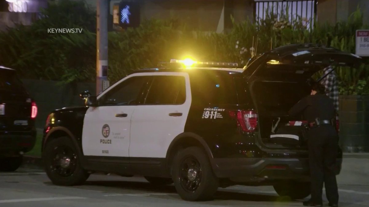 Homeowner Opens Fire in Beverly Grove Home Invasion – NBC Los Angeles