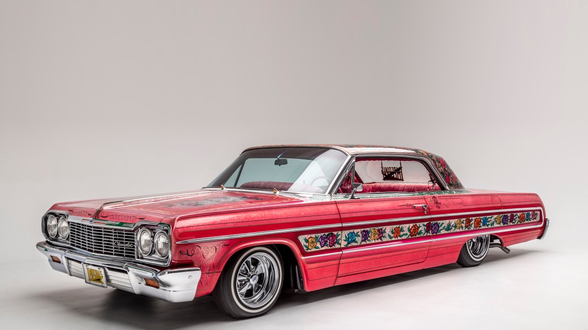 Photos: See the Petersen Museum Lowrider Display – NBC Los Angeles - Vimarsana News
