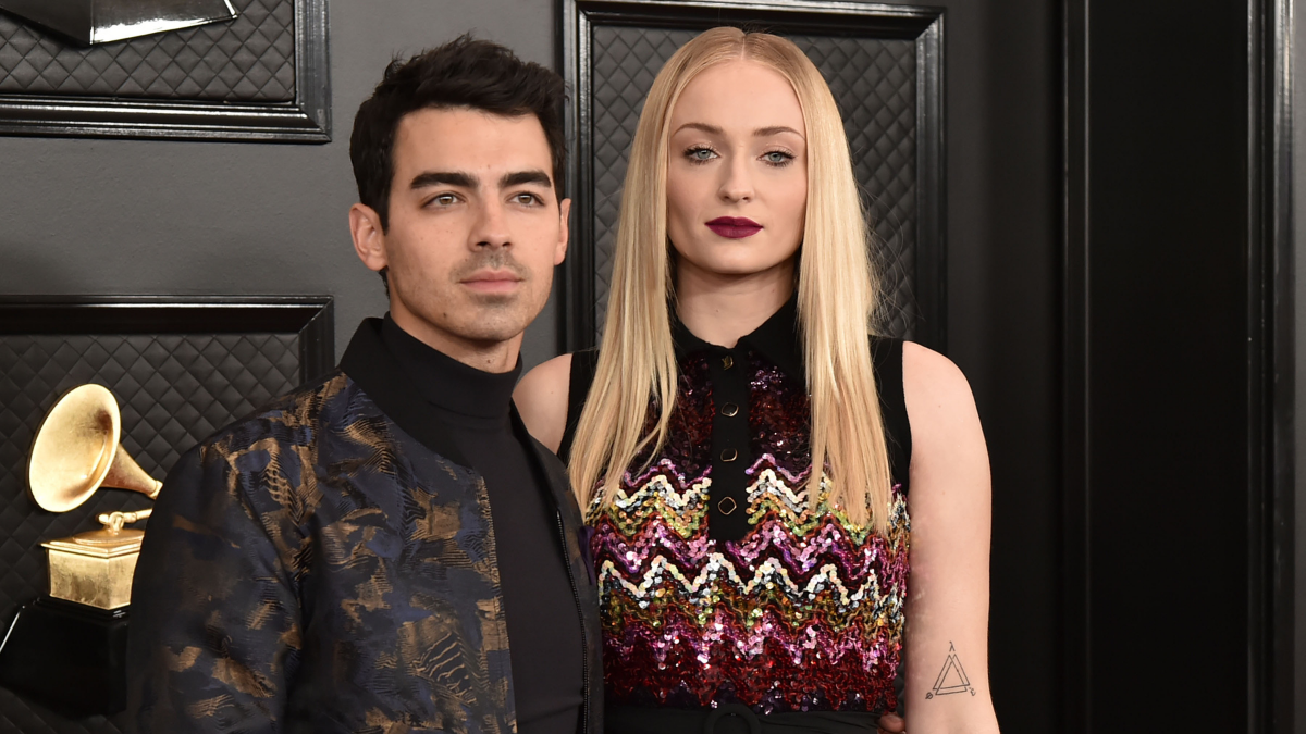 How Sophie Turner and Joe Jonas are celebrating Christmas – NBC Los Angeles - Vimarsana News