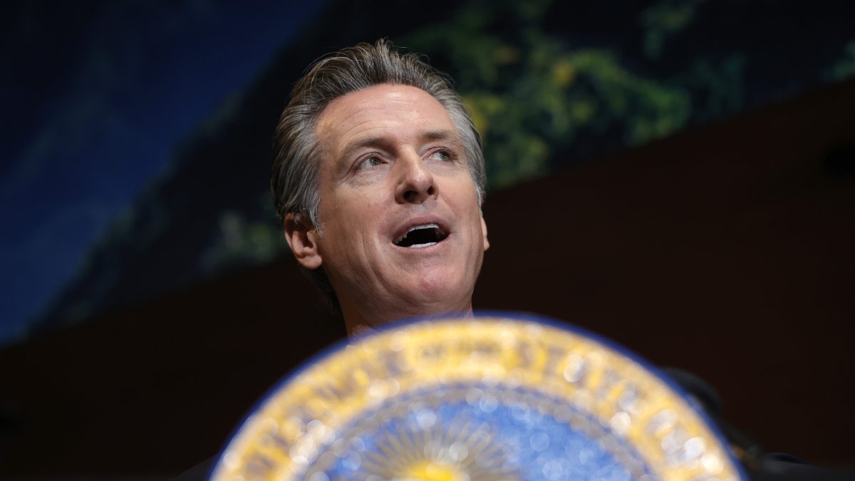 California Governor Backs Plan for State to Pay for Some Abortions 1