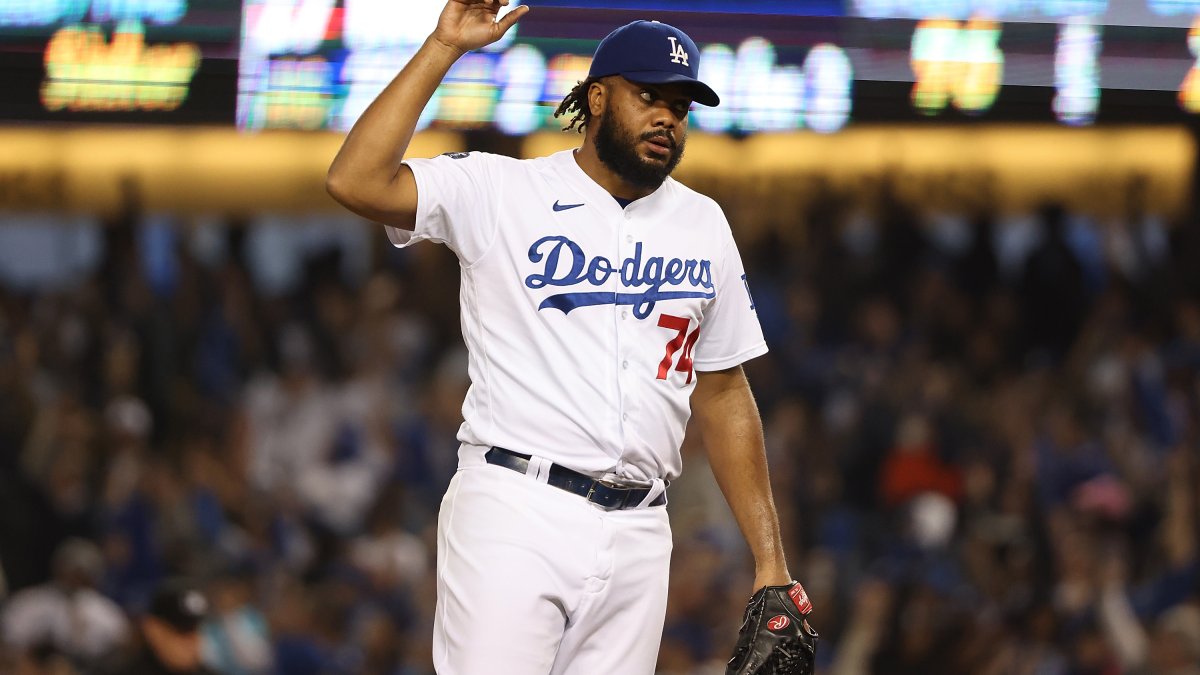 Closer by committee? Dodgers Suddenly Without a Closer After Kenley Jansen  Signs With Braves – NBC Los Angeles