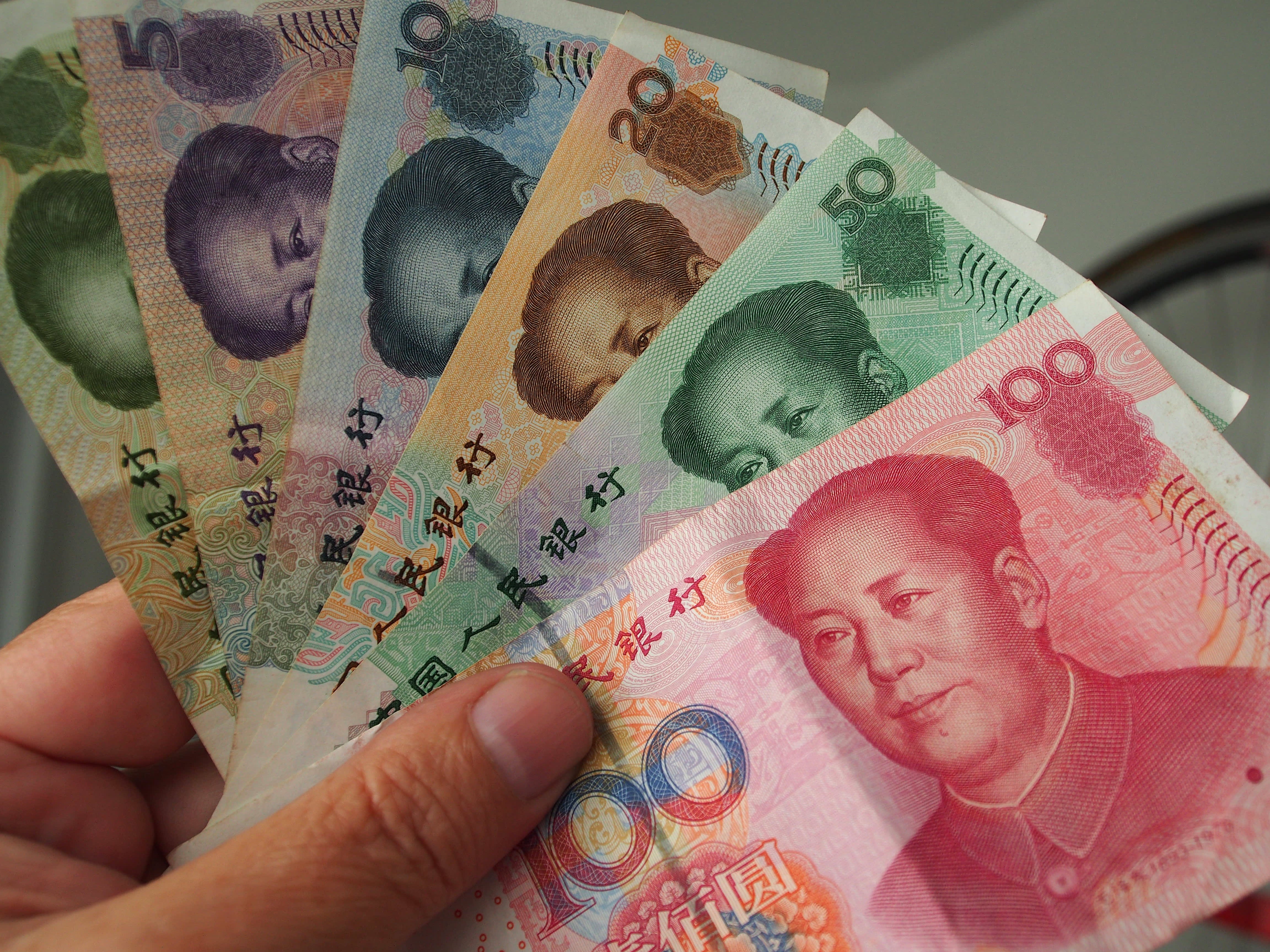 China's Central Bank Steps in to Slow Its Rapidly Weakening Currency, as Yuan Hits One-Year Lows - Vimarsana News