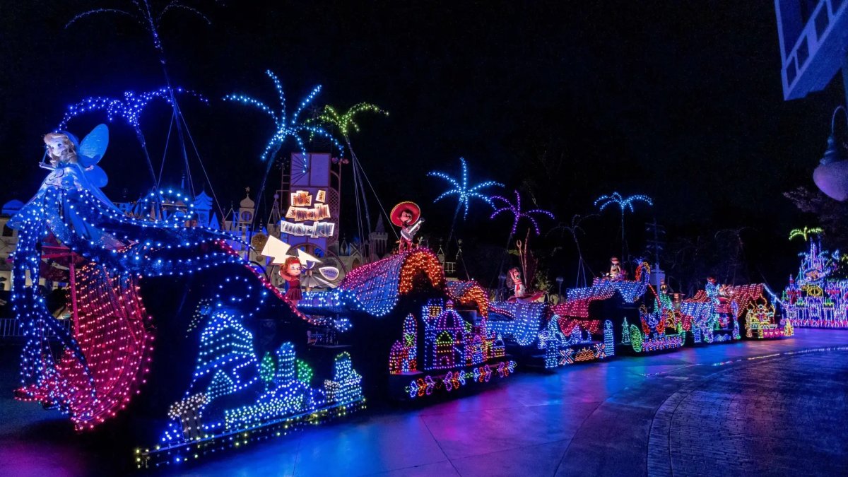 An Iconic Disneyland Parade’s New Finale Sparkles – NBC Los Angeles