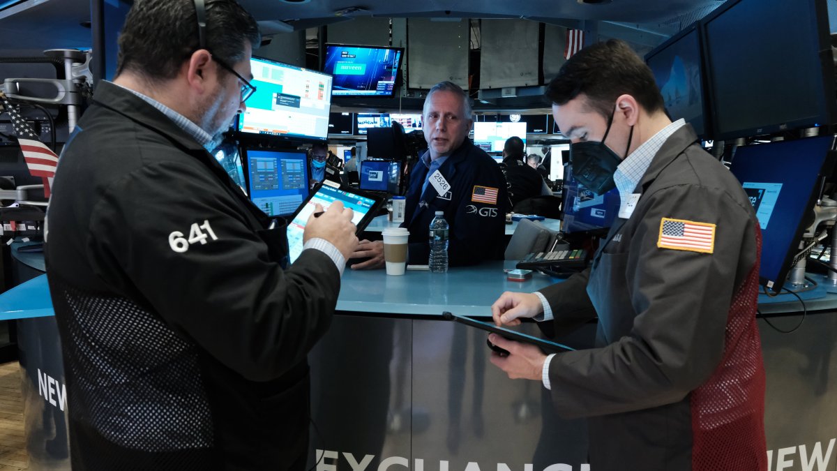 No Recession Ahead: Evercore ISI Predicts S&P 500 Will Jump 22% From Current Levels - Vimarsana News