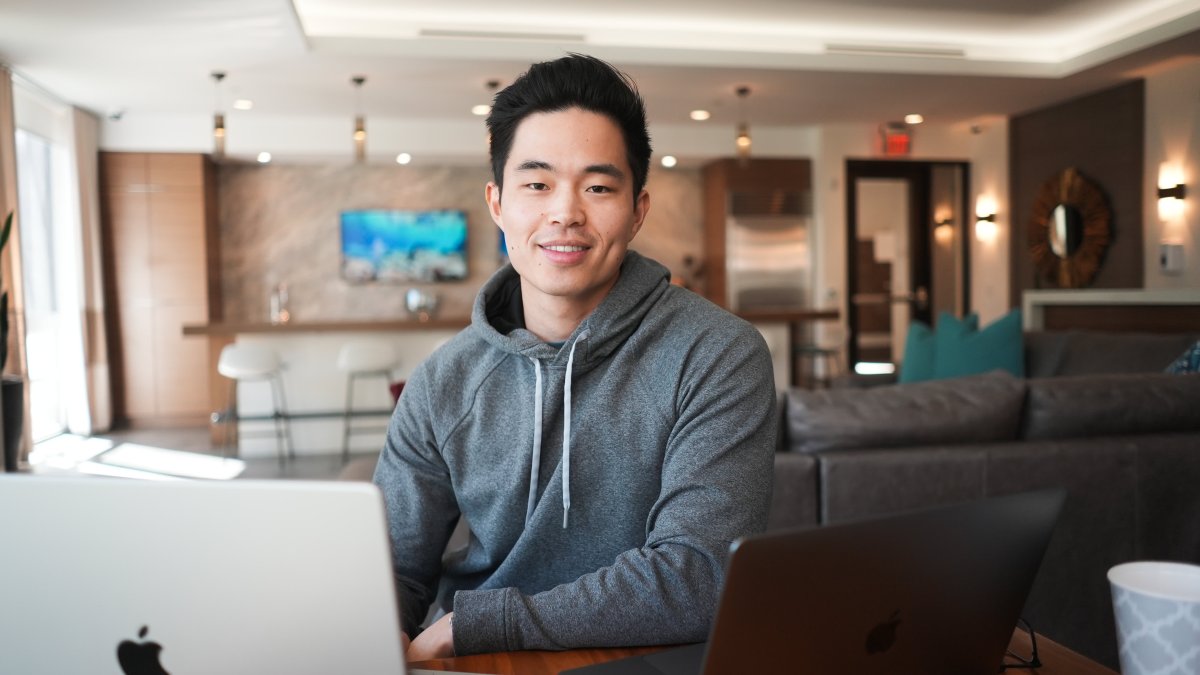 'I Made $245,000 in 1 Month': This 29-Year-Old Got Rejected From 15 Medical Schools—Now He Runs a $1.5 Million Business – NBC Los Angeles - Vimarsana News