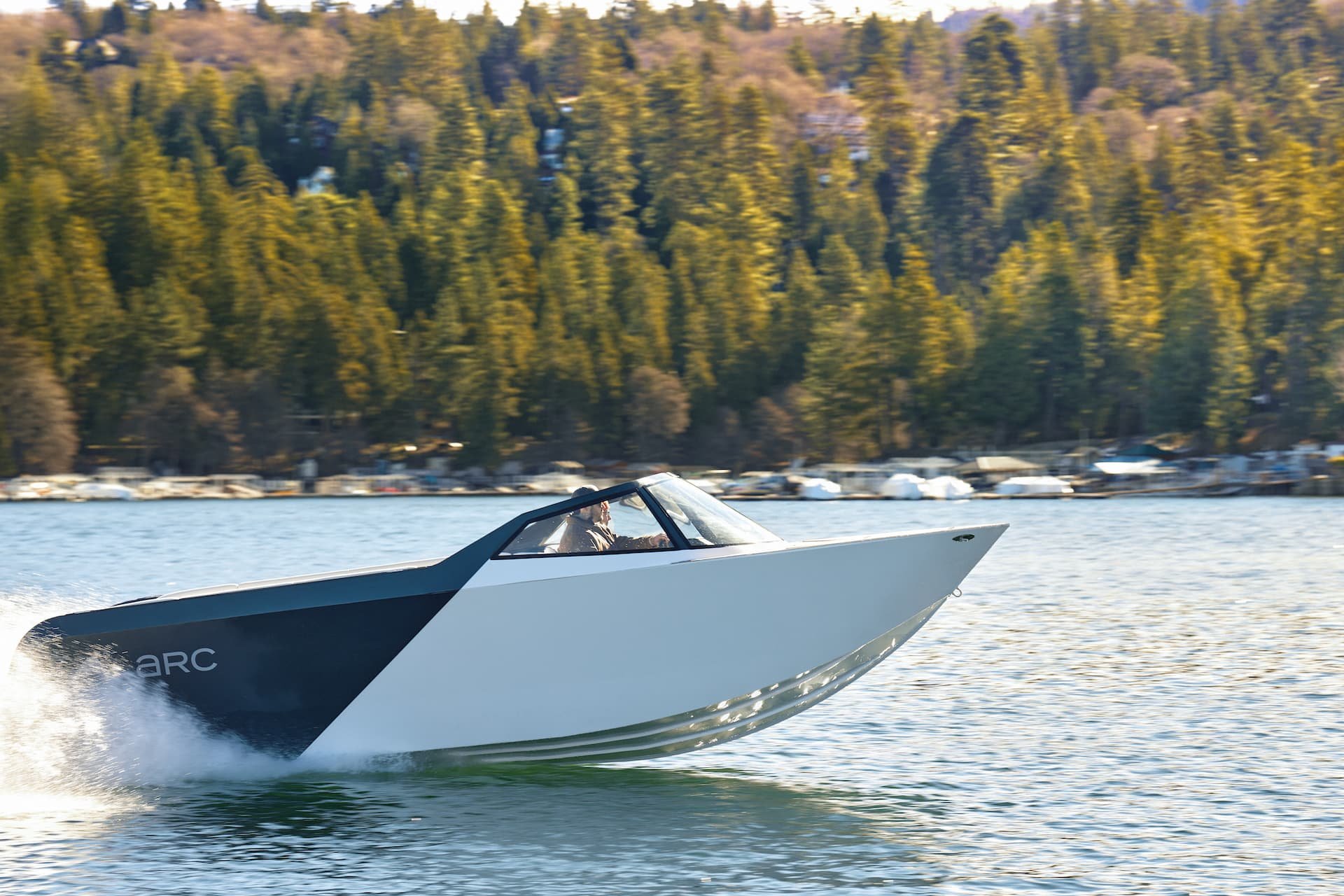 Electric Boats Built by GM and Former SpaceX Engineers Could Be the Next Big Thing – Take a Look - Vimarsana News