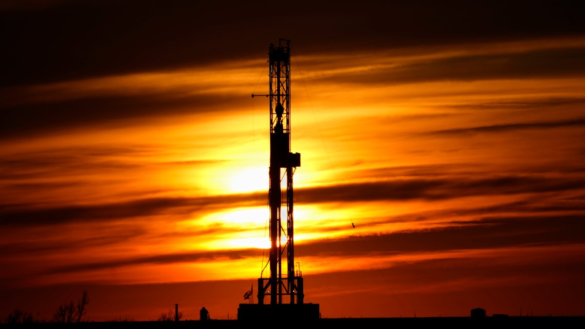 Biden Cancels Offshore Oil Lease Sales in Gulf Coast, Alaska 1