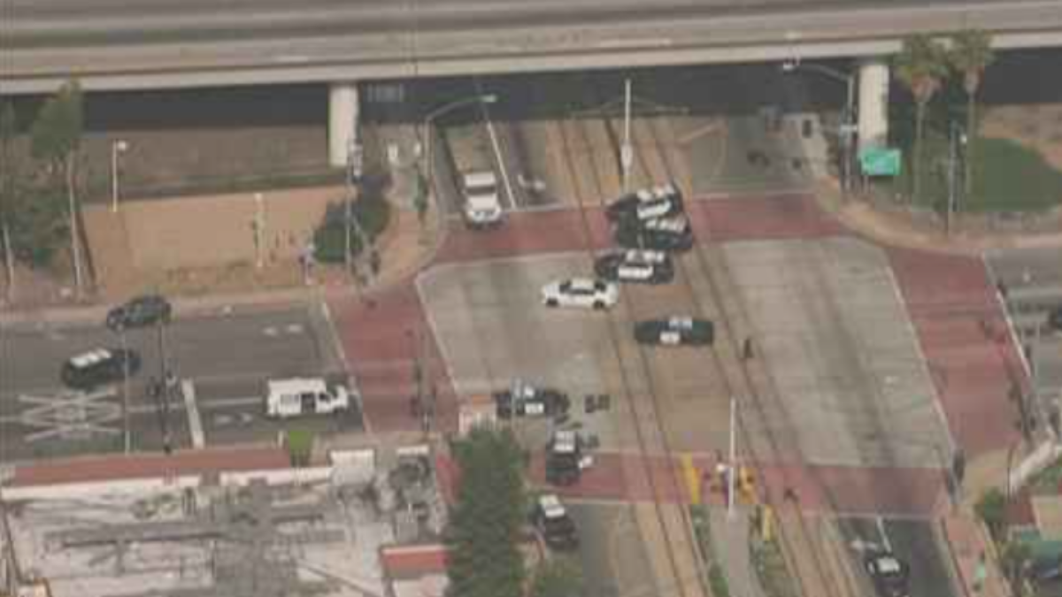 One Hospitalized in East LA Traffic Stop Shooting NBC Los Angeles