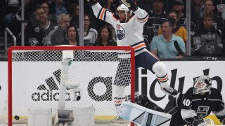 Edmonton Oilers v Los Angeles Kings - Game Three