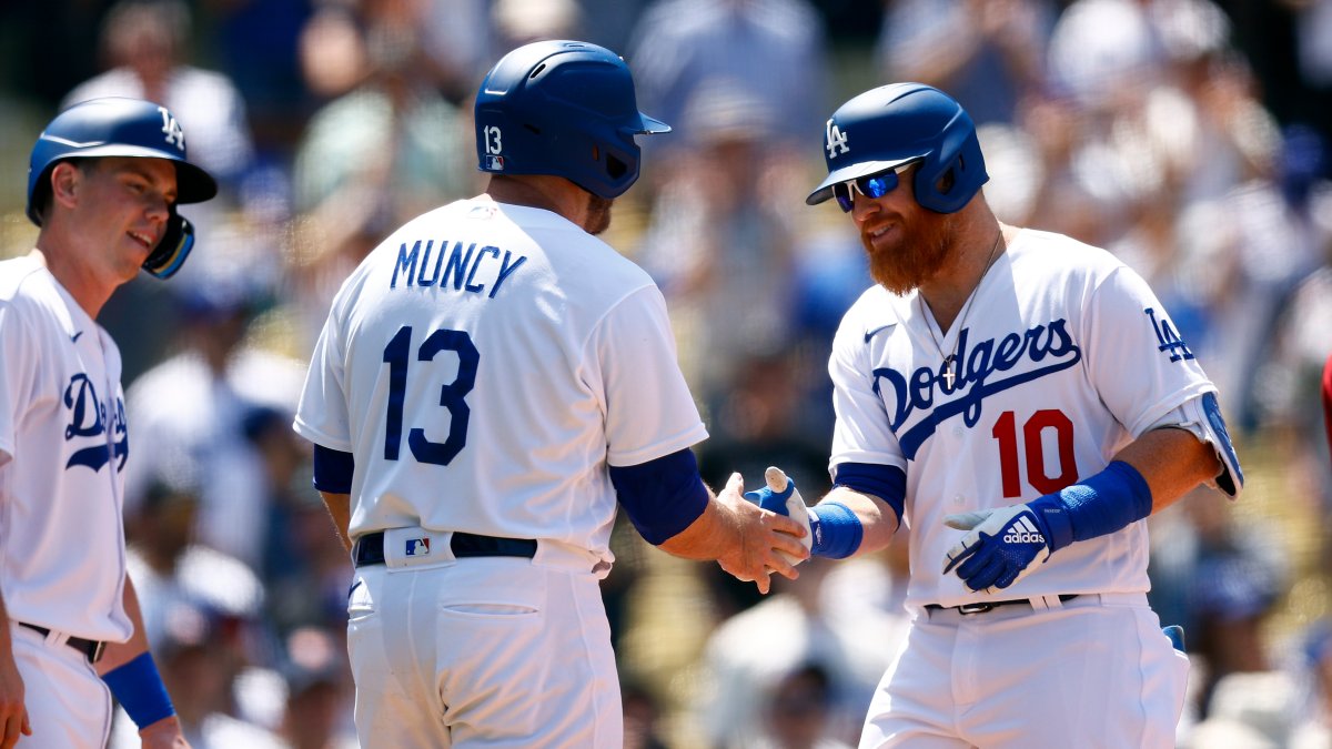 Justin Turner's 3-Run Homer Helps Dodgers Top D-backs, 5-3, For 4-Game  Sweep – NBC Los Angeles