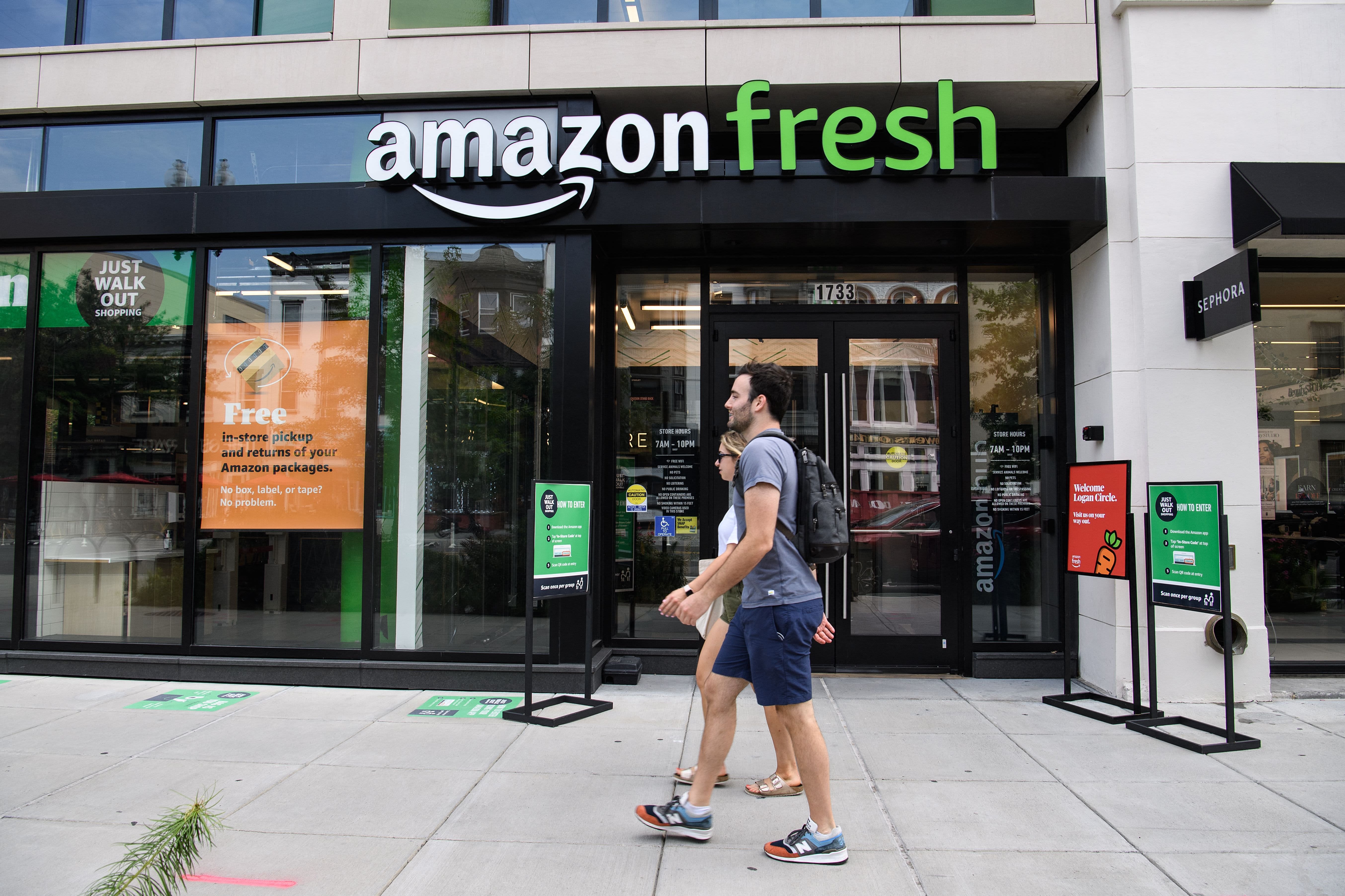 Amazon Announces Doug Herrington as CEO of Worldwide Amazon Stores - Vimarsana News