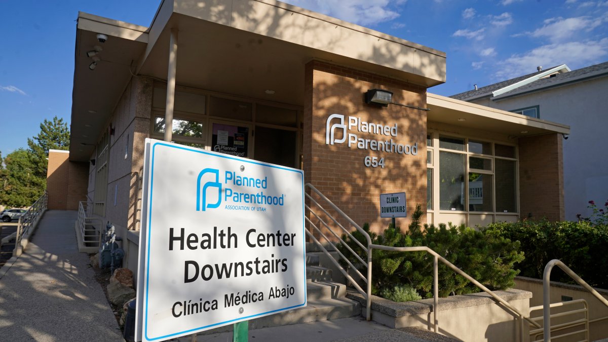 Here is Where Abortion Acess Could Affect the Midterm Elections – NBC Los Angeles - Vimarsana News