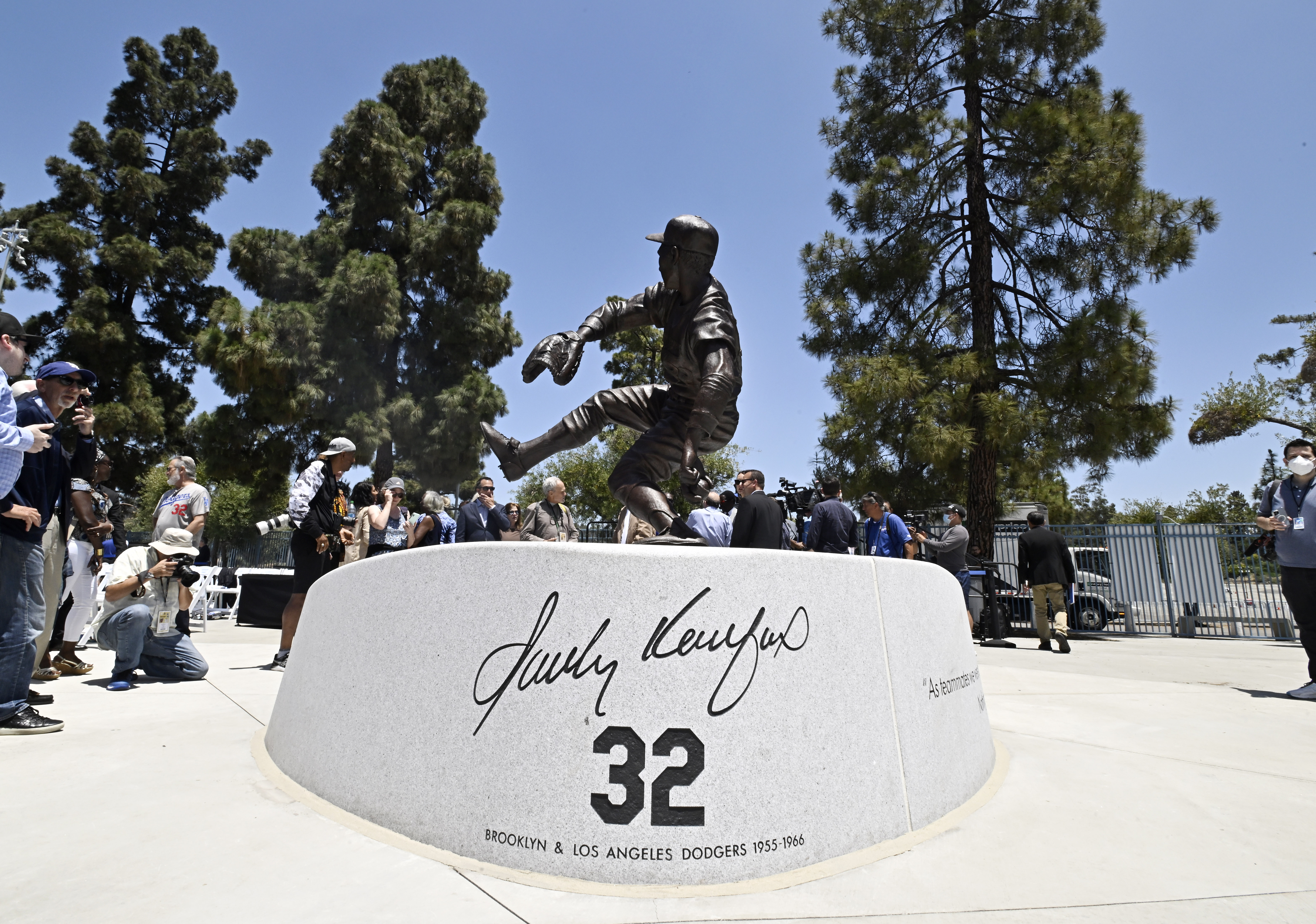 Dodgers Sandy outlet Koufax Statue