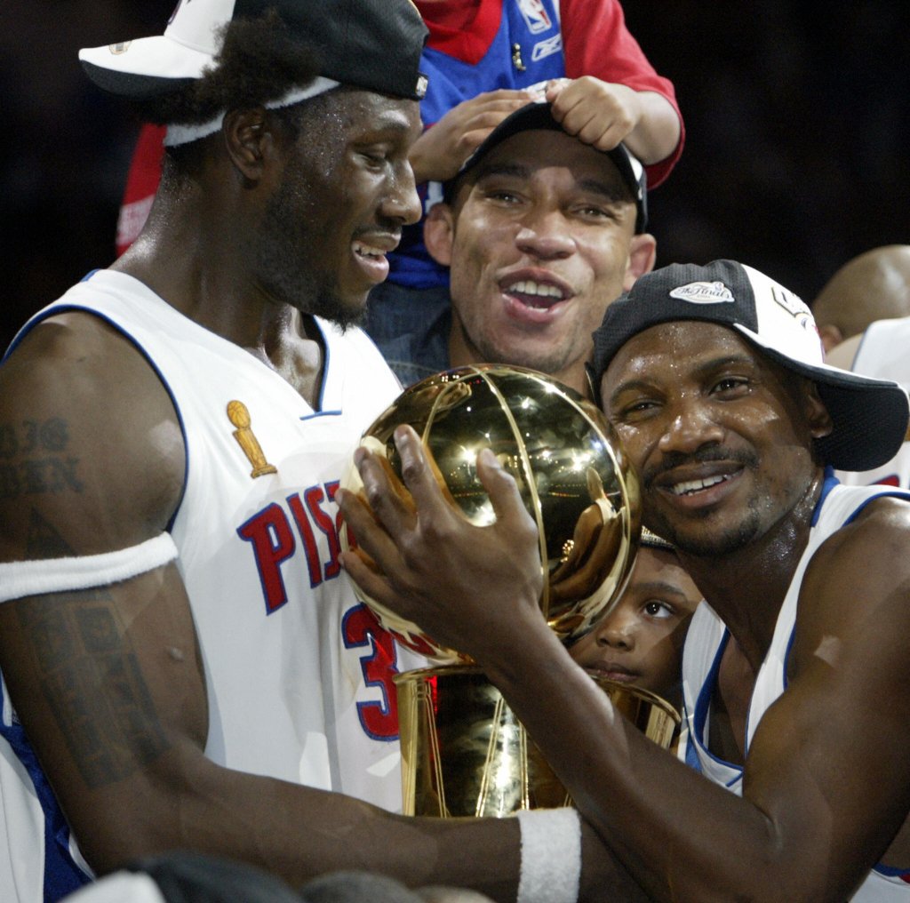 Ben Wallace (L) Darvin Ham (C) and Linds