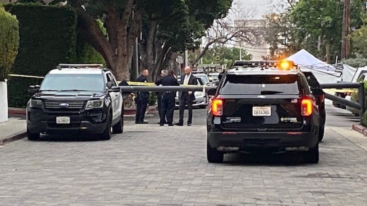 Man Wanted in Double Fatal Shooting in Hollywood NBC Los Angeles