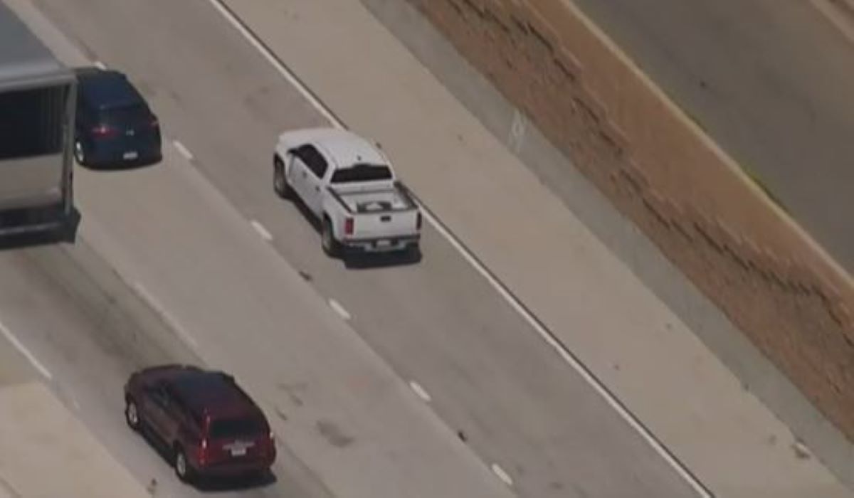 Pursuit After Carjacking Ends South Of LA – NBC Los Angeles