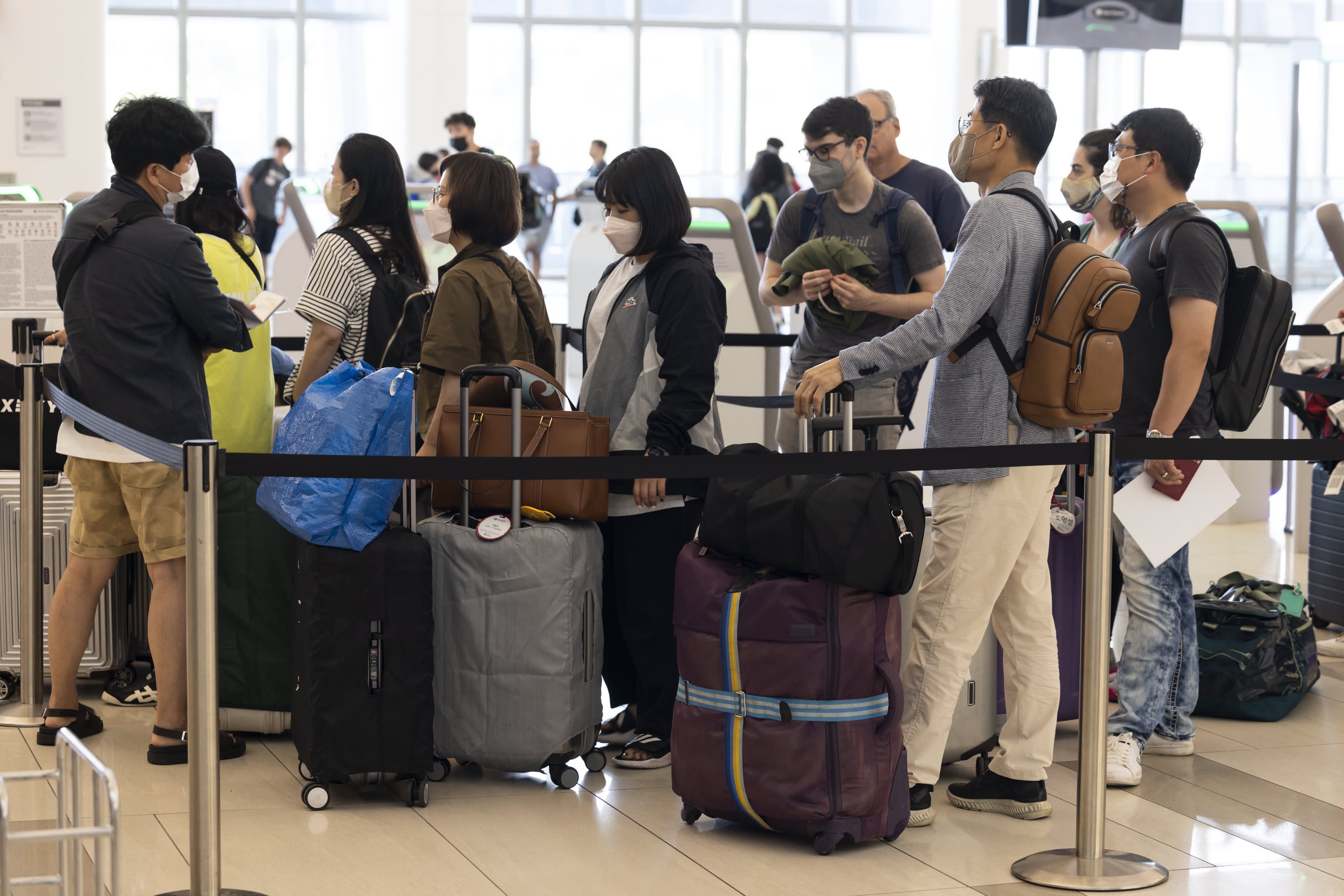 Air Travel Complaints Nearly Tripled in May From Same Month in 2019, Before the Pandemic - Vimarsana News