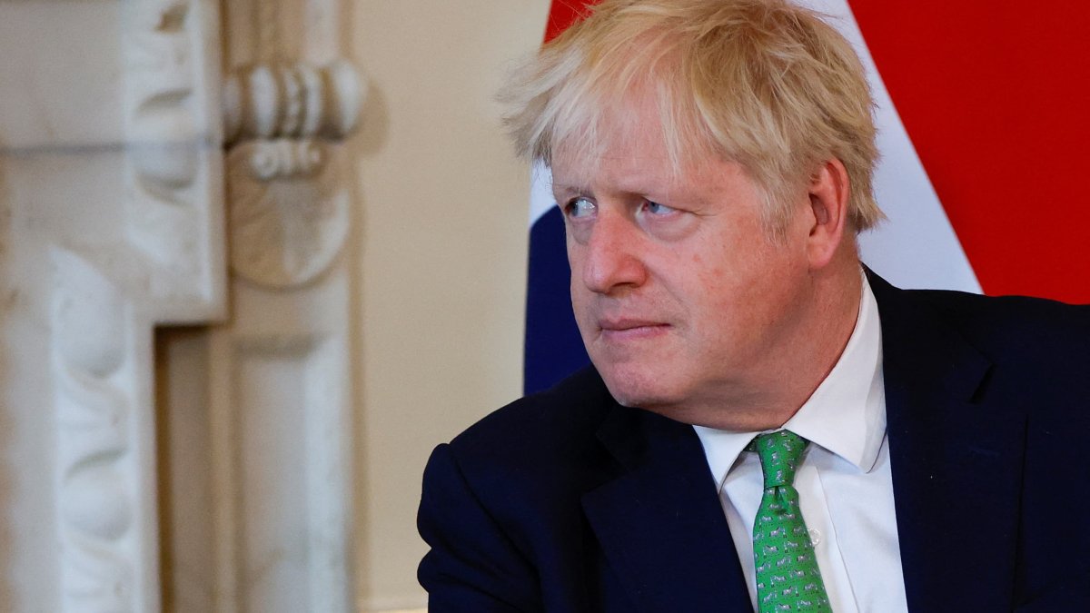 UK's Boris Johnson Fights for His Political Survival After Top Resignations and Scandals - Vimarsana News