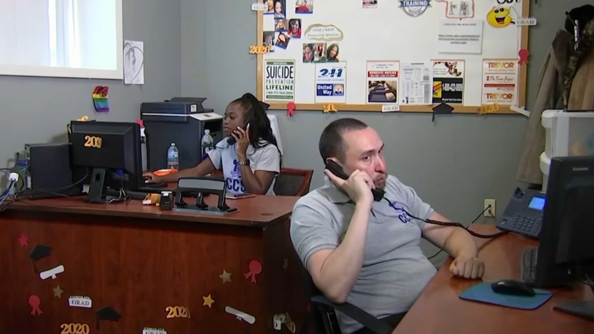 'Lifeline': Here's How 988 Suicide Prevention Line Works – NBC Los Angeles - Vimarsana News
