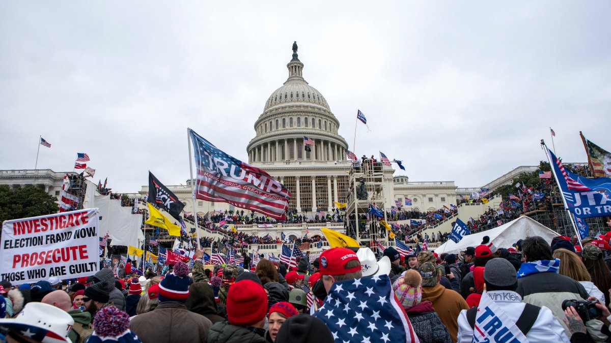 'Trump Girl': West Virginia Guard Member Admits Role in Capitol Riot – NBC Los Angeles - Vimarsana News