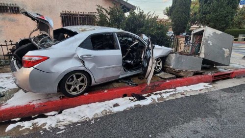 Bell Gardens Police Rescue Woman From Burning Car – NBC Los Angeles